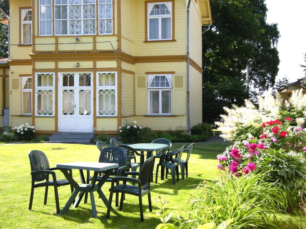 Guesthouse Airava Jūrkalne Exteriör bild