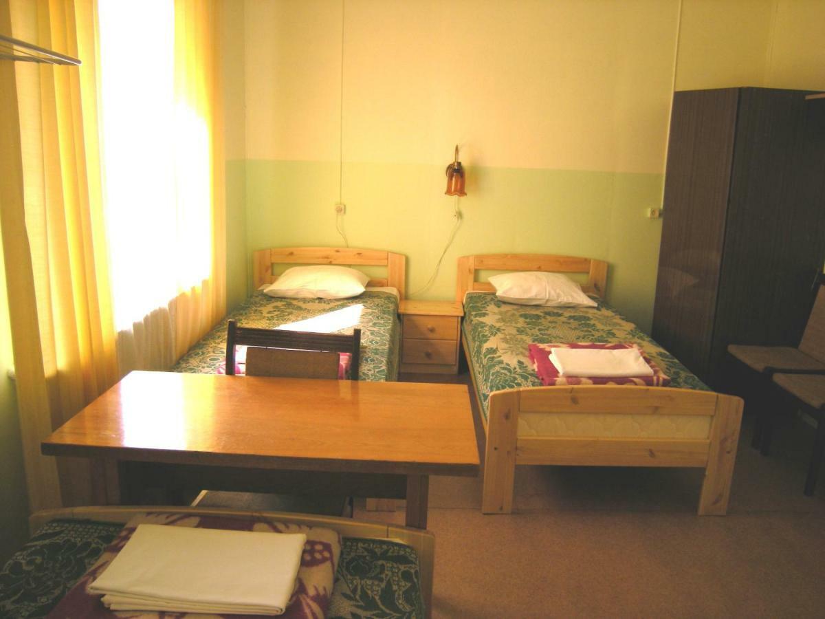 Guesthouse Airava Jūrkalne Exteriör bild
