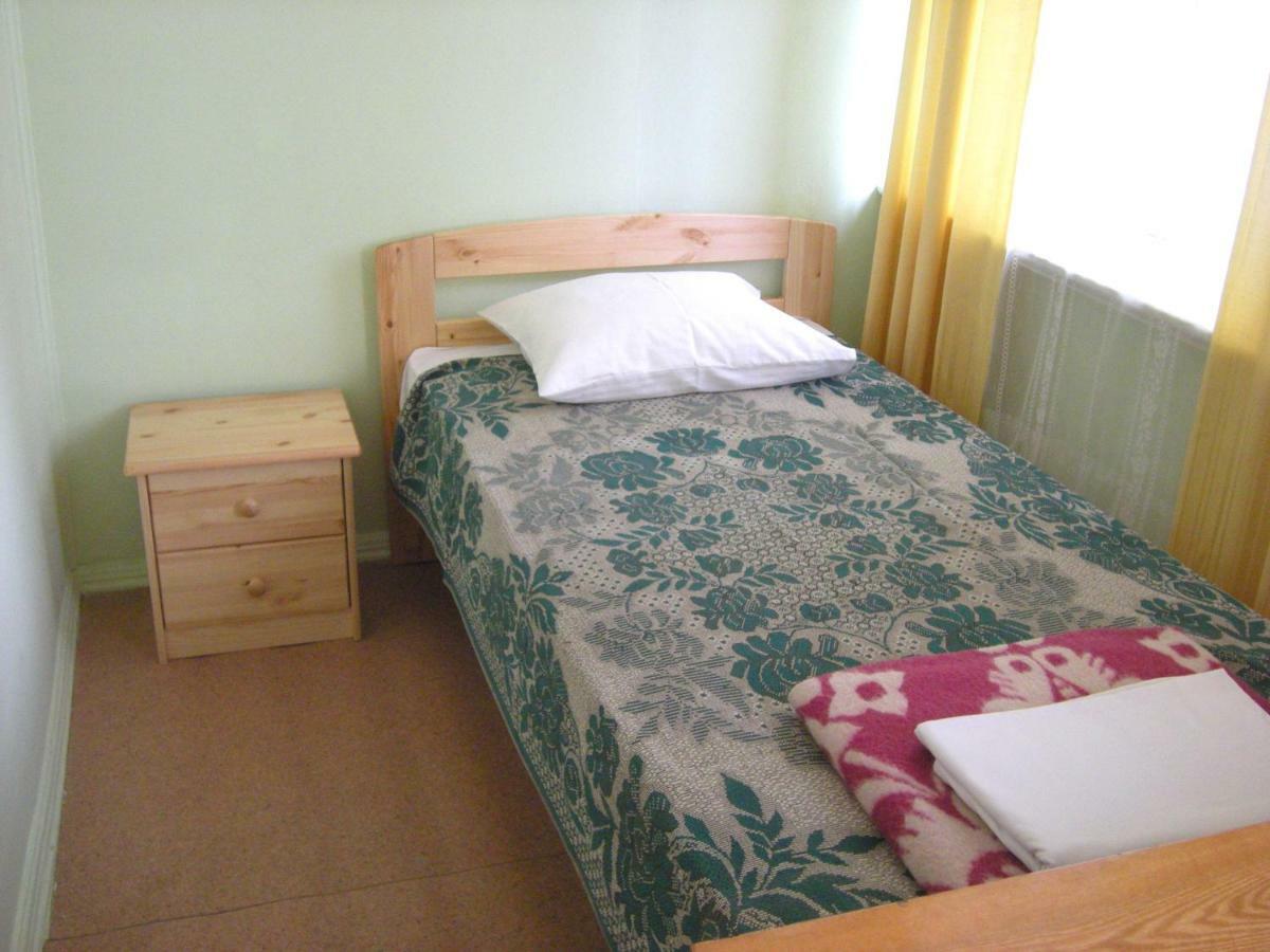 Guesthouse Airava Jūrkalne Exteriör bild